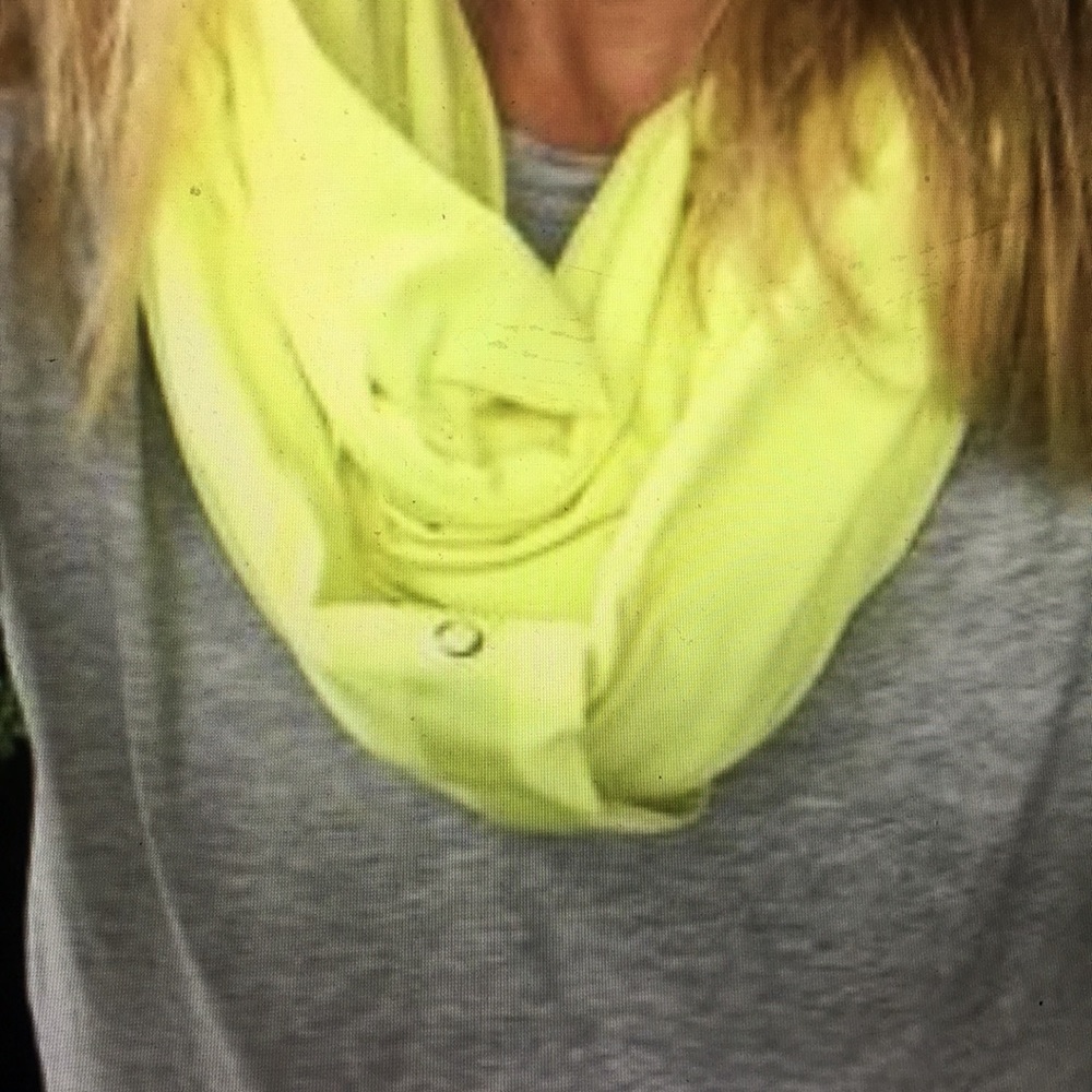 Lululemon Vinyasa Scarf : Clarity Yellow NWOT